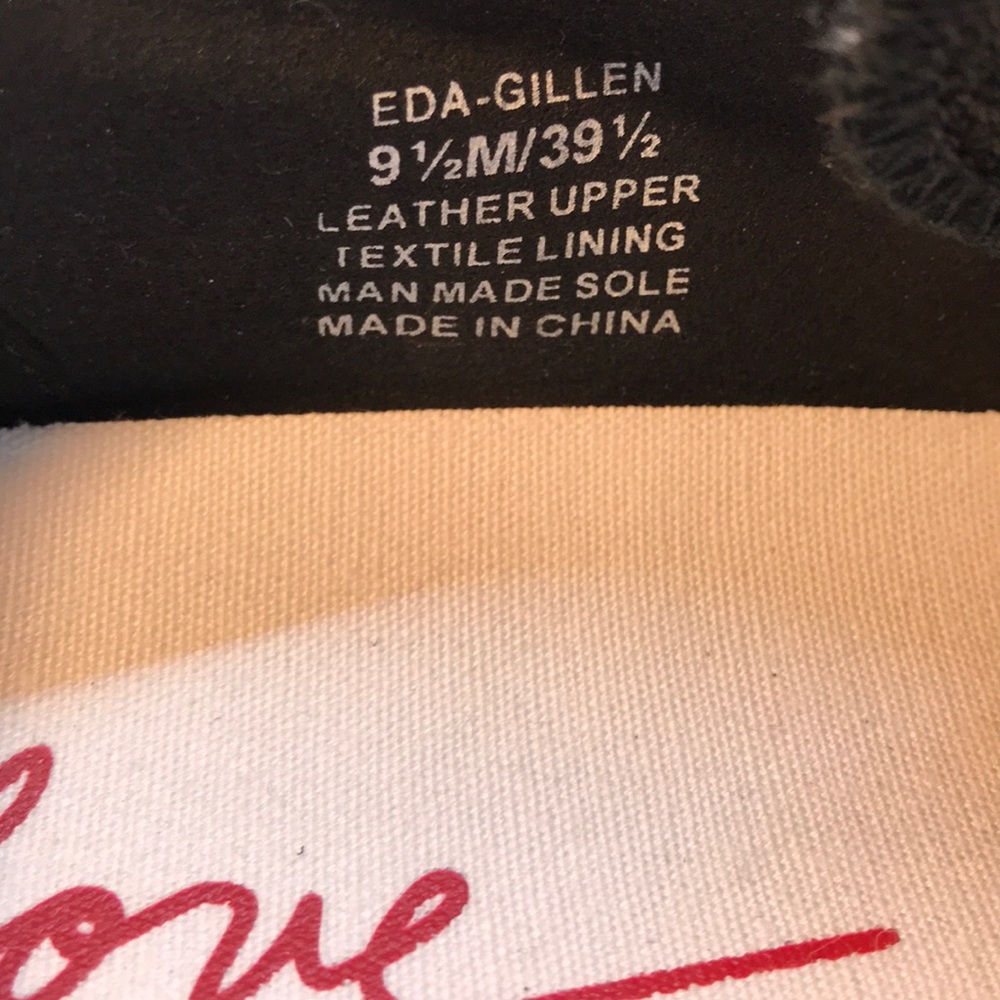 Ellen DeGeneres Black Sneakers with Heart Size 9.5 - Picture 10 of 10